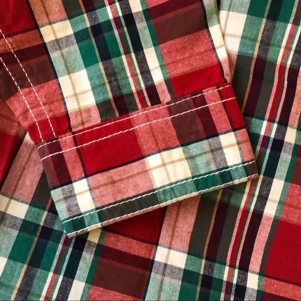 Gymboree Christmas Long Sleeved Button Shirt Red Green M (7-8)